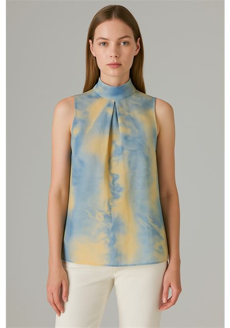 Top smanicato tie-dye azzurro e giallo con collo alto  Attic and Barn ATTIC AND BARN | Top & T-shirt | MATTO005AT268225